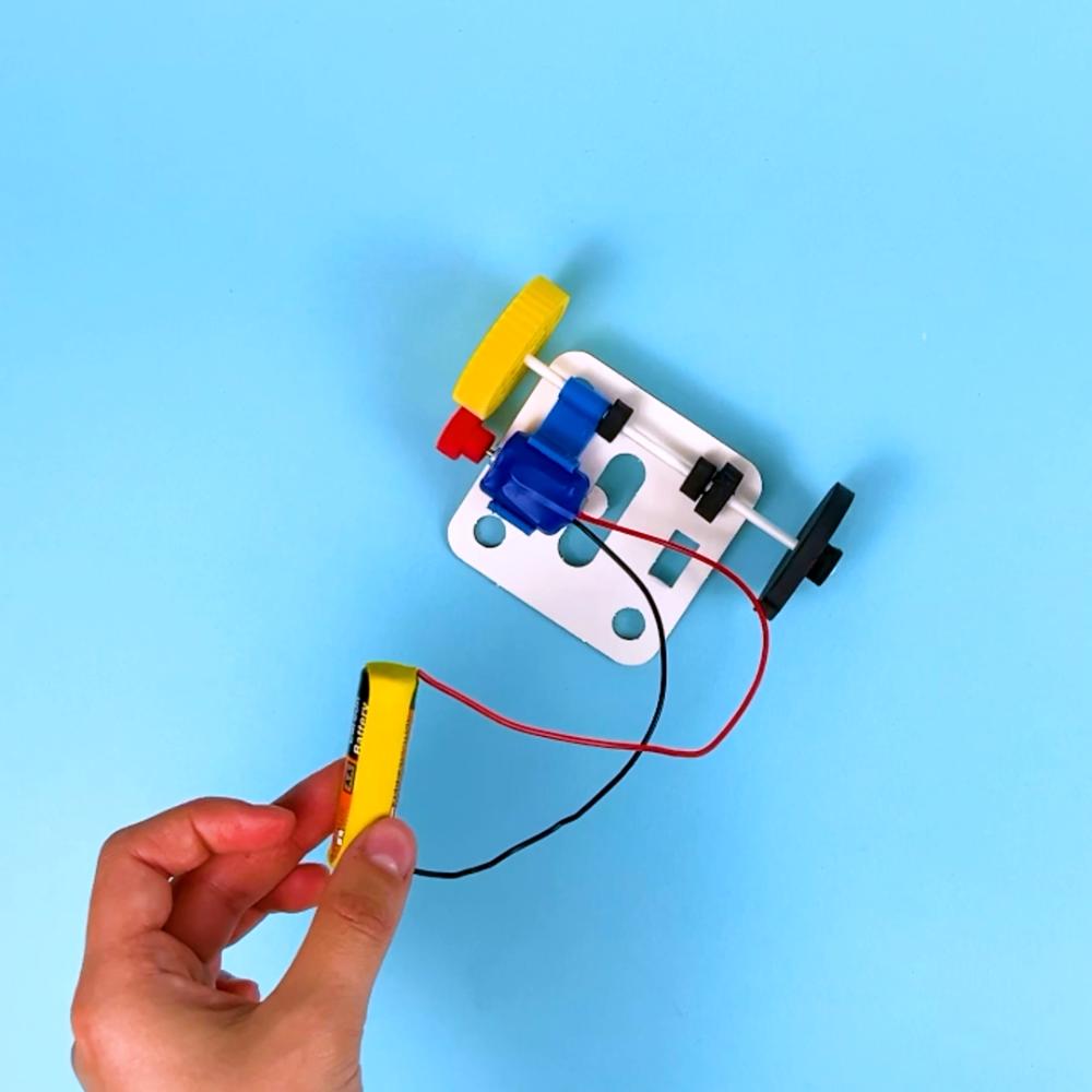 FutureMakers Electric Vehicles - Class Pack (25) STEM Kit for School Homeschool Scouts