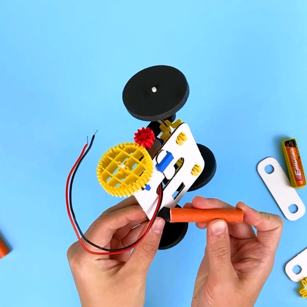 FutureMakers Electric Vehicles - Class Pack (25) STEM Kit for School Homeschool Scouts